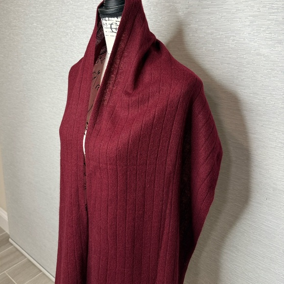 Charter Club Ribbed Crantini 100% Cashmere Scarf - Picture 3 of 5